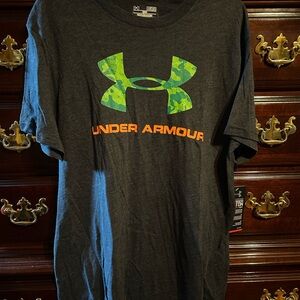 Under Armour Men's T-shirt, Size Medium, NWT